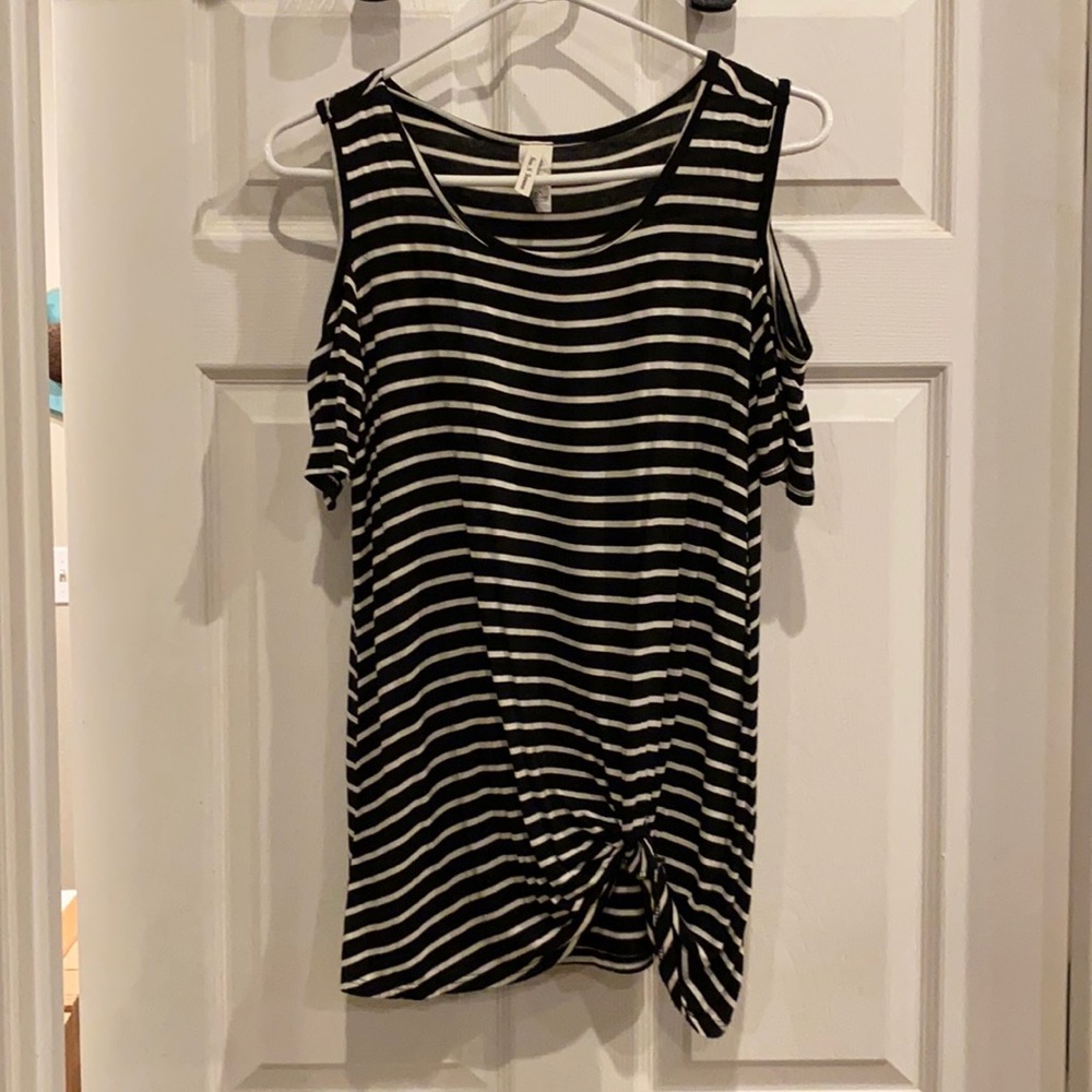Women’s top. Good condition. Smoke free home.